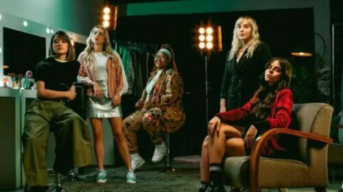 Imagem Heroínas do Game, uma iniciativa que engloba diversas ações, incluindo um campeonato feminino com premiação em dinheiro, para incentivar a presença de mulheres no universo gamer. Nela temos 5 mulheres gamers