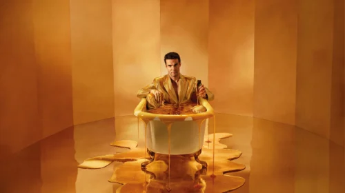 Kaká em banheira de mel para o retorno de Malbec Pure Gold.